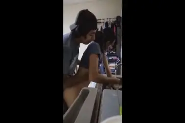 Dapur ABG SMA Diewe Dari Belakang Brutal