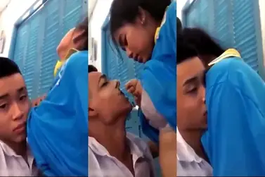Pelajar SMP Ngenyot Nenen Kelas
